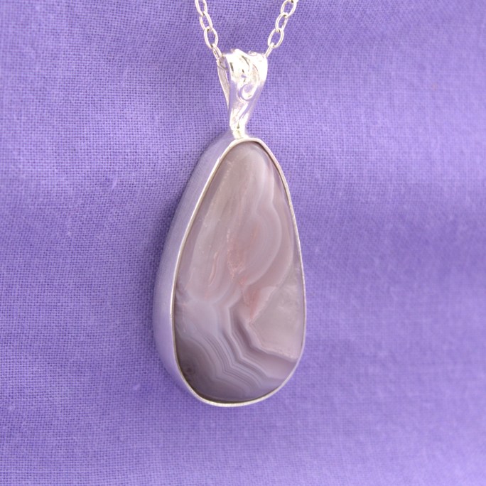 Agua Nueva Agate pendant in sterling silver