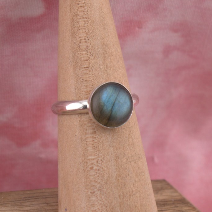 labradorite ring in sterling silver