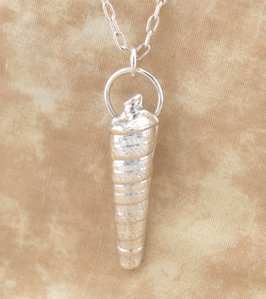 Sterling silver shell pendant