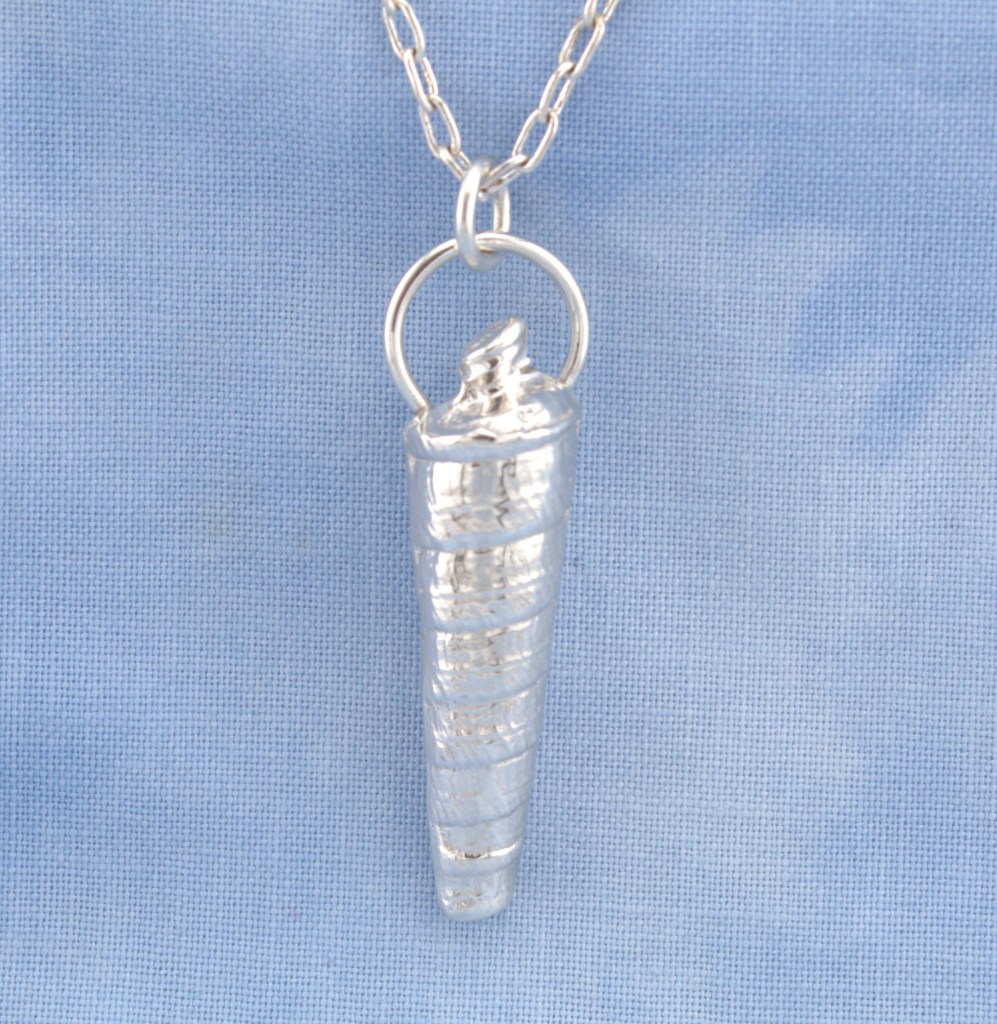 Sterling Silver Shell Pendant Necklace