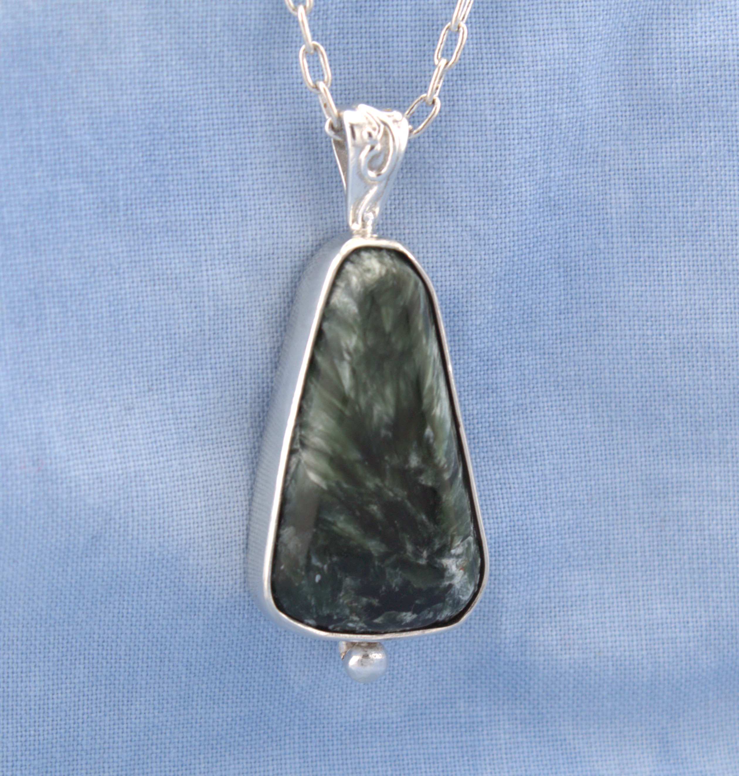 Seraphinite